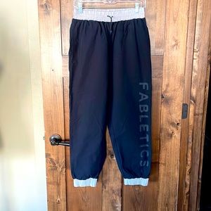 Fabletics athletic Capri